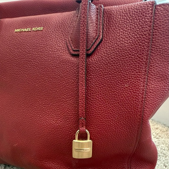 Michael Kors Red Leather Shoulder Bag - Picture 2 of 8